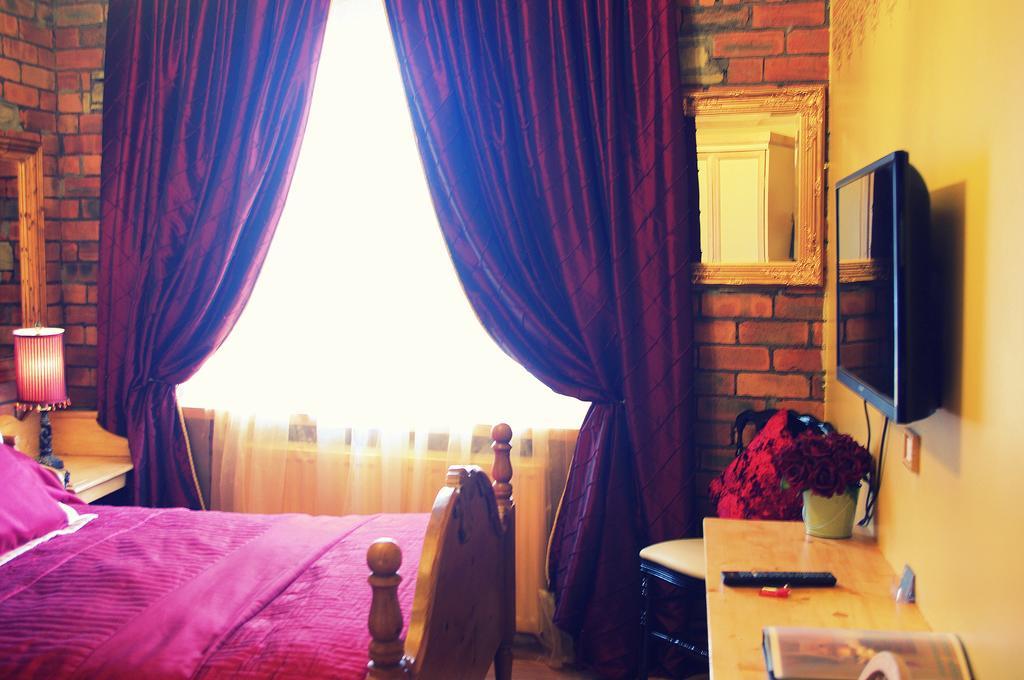 Crown House Suites Halifax Kamer foto