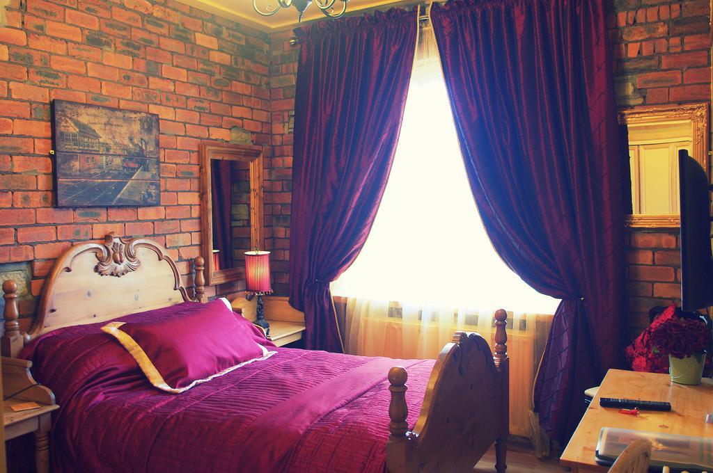 Crown House Suites Halifax Kamer foto